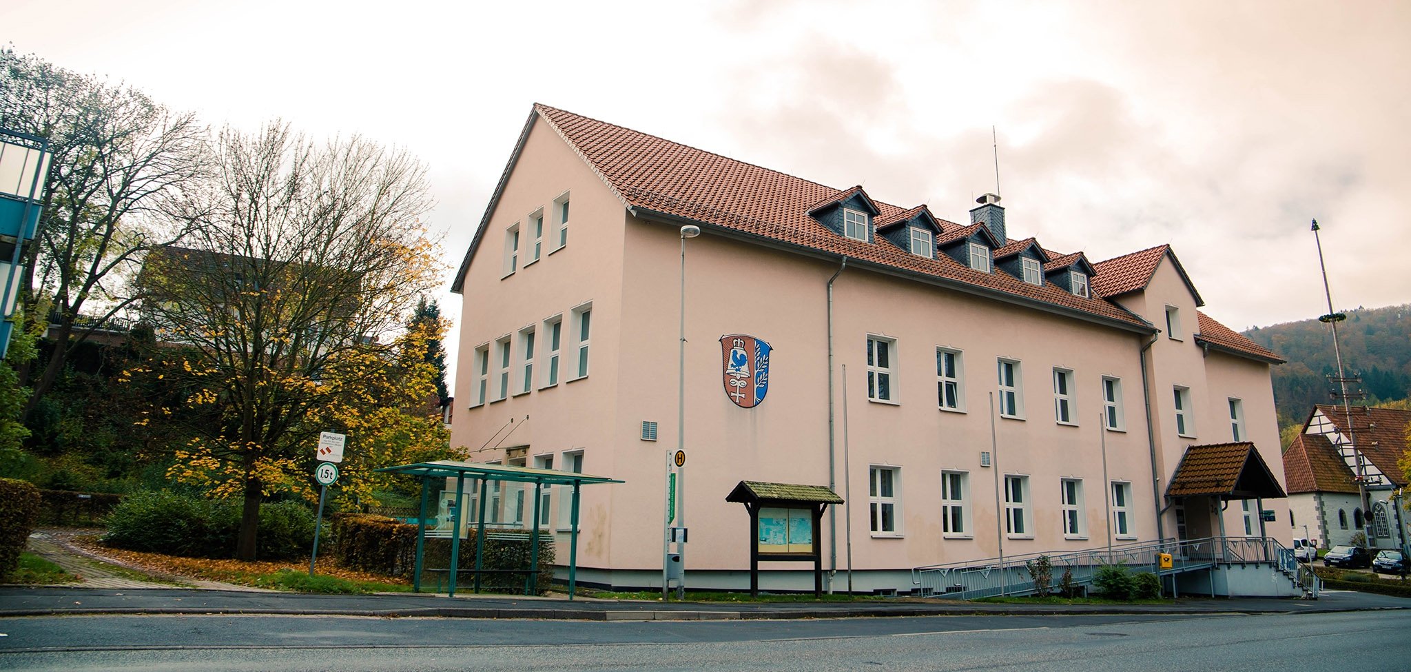 Verwaltungsgebäude, Rathaus in Helsa